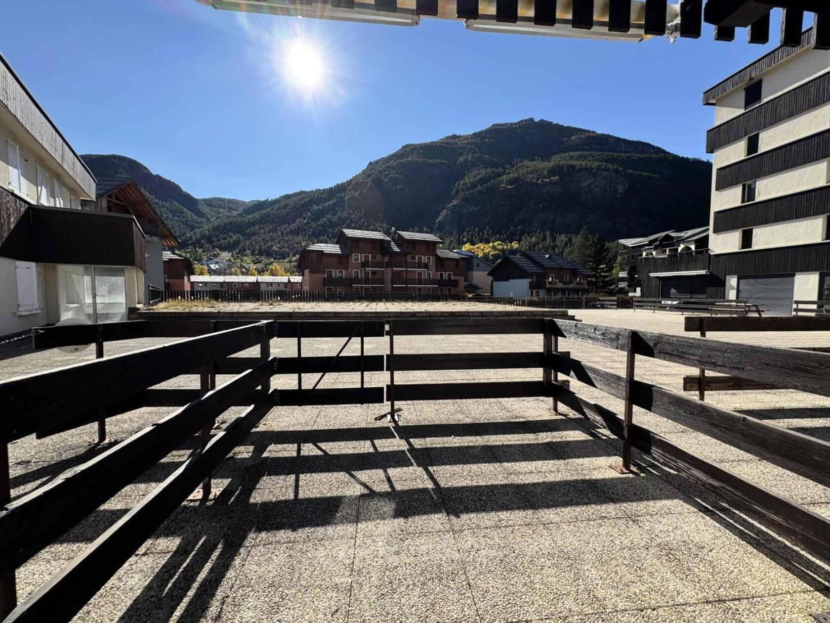 Residence Le Sporting - Studio - Chaleureux - Grande Terrasse Mae-1451 拉萨勒莱阿尔卑斯 外观 照片